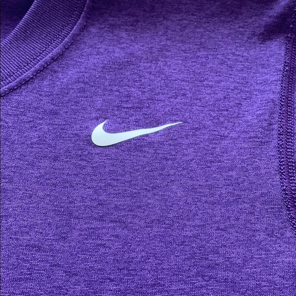 T-shirt - Picture 2 of 3